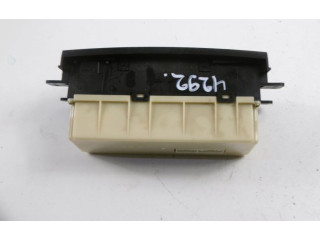 Блок управления кондиционером CB82B, CB82B Mazda Premacy