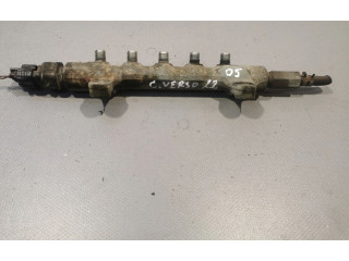 Топливная рампа    Toyota Corolla Verso E121  