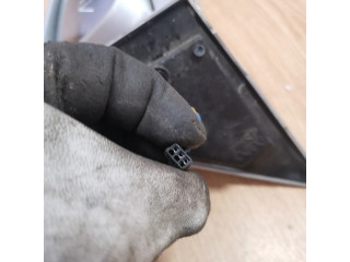 Зеркало электрическое правое Mitsubishi Colt 1992-1996 года