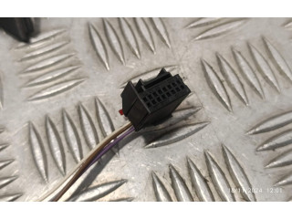 Зеркало электрическое Volkswagen Caddy 2015 - 2020 года