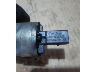 Топливная рампа Audi A3 S3 8P