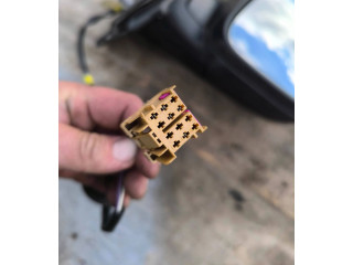 Zpětné zrcátko Volkswagen Transporter - Caravelle T5 2005