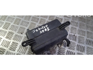 Блок предохранителей 8266187717, 82661-87717 Daihatsu Gran Move
