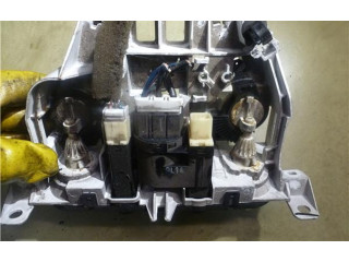 Блок управления климат-контролем    Mazda 323 F