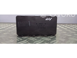 Pojistková skříňka 2028001048, 8701009703 Mercedes-Benz C W202 1995