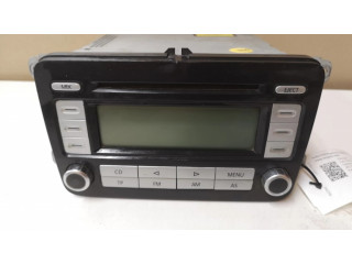 Радио/ проигрыватель CD/DVD / навигация