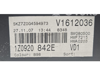 Панель приборов 1Z0920842E   Skoda Octavia Mk2 (1Z)       