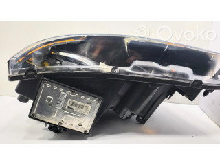 Передняя фара  