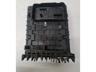 Блок предохранителей 1K0937125, 017183021 Volkswagen Jetta V