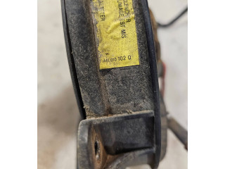 Vstřikovací lišta 441010102Q Audi V8