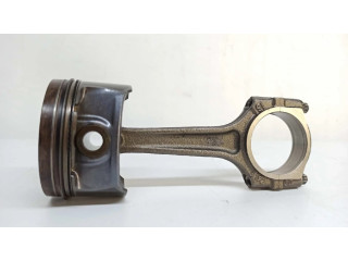 Шатун  55571061    Opel Corsa E для бензинового двигателя 