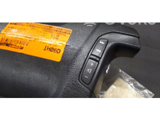 Подушка безопасности водителя 8626844 Volvo V70