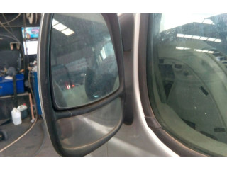 Zpětné zrcátko Nissan Primastar 2007