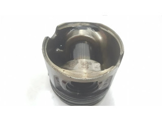 Píst 8506105 BMW X5 F15 pro naftový motor 3.0