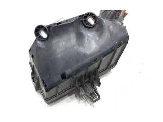 Ящик предохранителей (комплект) 5Q0907361C   Volkswagen Golf VII   