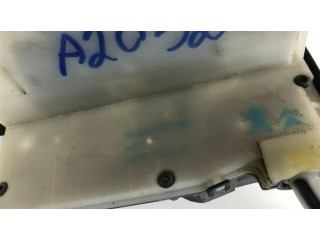 Zámek zadních dveří 9688080780, A2052 Peugeot 208 2012