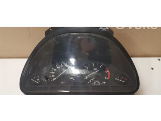 Přístrojová deska BMW 5 E39 1999 87001313, 87001374