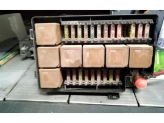 Блок предохранителей Jaguar XK - XKR