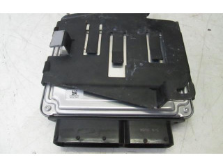 Блок управления двигателем ECU    Volkswagen Cross Polo   
