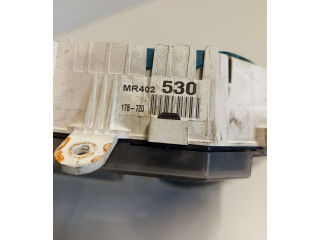 Přístrojová deska Mitsubishi Pajero 2001 769313790, MR402530