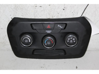 Блок управления климат-контролем    Jeep Renegade