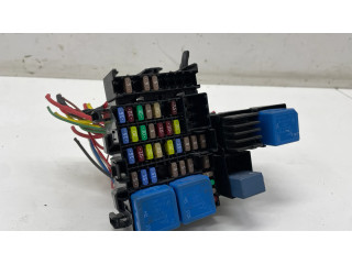 Блок предохранителей    Dacia Spring    