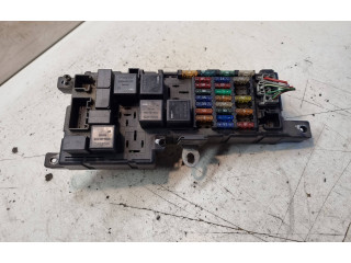 Блок предохранителей 8678449, 518828017 Volvo V70