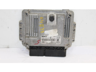 Блок управления двигателем Блок управления 0281032126 KIA Ceed