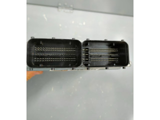Блок управления двигателем ECU