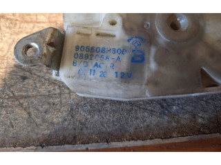 Замок багажника 905508H300, 0892058A Nissan X-Trail T30 2001 - 2007 года