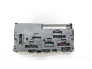 Pojistková skříňka 9210861 BMW 7 F01 F02 F03 F04 2010