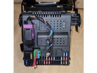 Блок предохранителей 30786889   Volvo V70    