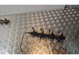 Vstřikovací lišta 057130089C Audi A8 S8 D3 4E