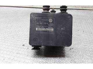Блок АБС 1K0907379K, 1K0614517H Volkswagen Touran I 2003 - 2010 года