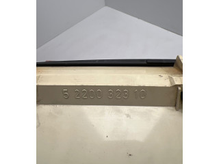 Панель приборов 5220032310   Volkswagen PASSAT B4       