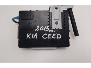 Блок комфорта 95400A2881   KIA Ceed   