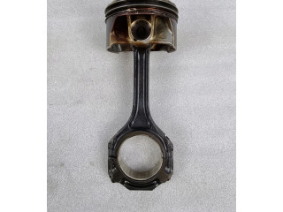 Píst 823M276   Mercedes-Benz C AMG W205     