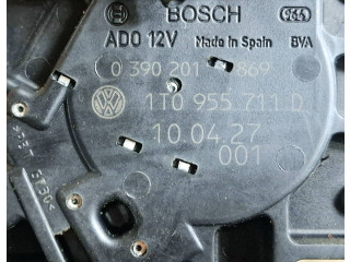 Моторчик заднего дворника 1T0955711D, 0390201869 Volkswagen Caddy