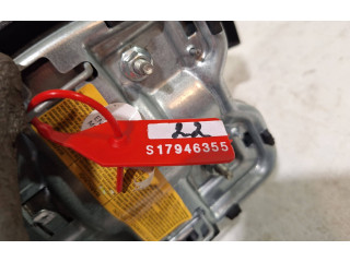 Подушка безопасности водителя 8200677496   Renault Clio III