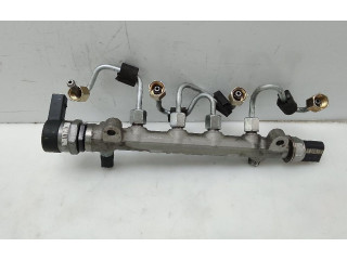 Топливная рампа 04l089b   Audi A3 S3 8V  