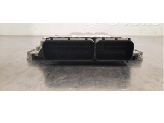 Блок управления двигателя 32255068 Volvo XC40