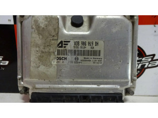 Řídící jednotka 06A906032QJ Seat Alhambra (Mk1) 2012