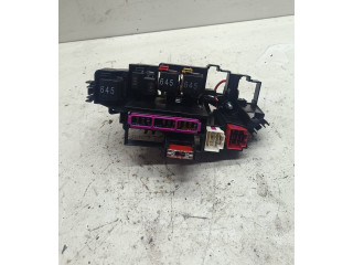 Блок предохранителей Audi Q5 SQ5