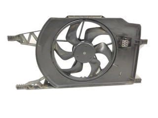 Вентилятор радиатора     820002563    Renault Vel Satis 