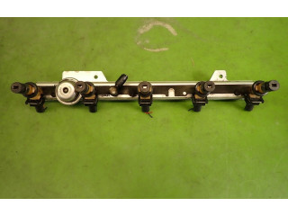 Топливная рампа 9186836   Volvo S80  