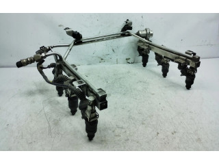 Топливная рампа 078133681AJ   Audi A6 S6 C5 4B  