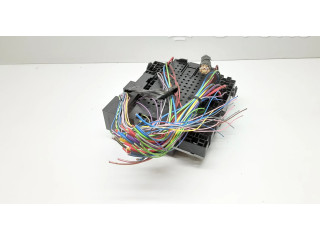 Блок предохранителей 8691998, P8691998 Volvo XC90