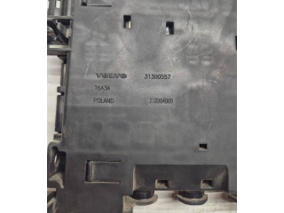 Блок предохранителей 31300557, 218994005 Volvo C30
