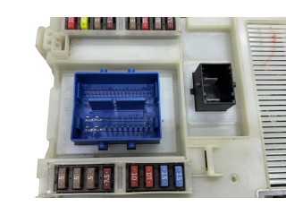 Блок предохранителей BG9T14A073YH Ford S-MAX