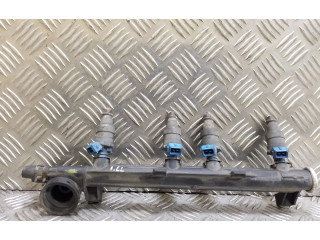 Топливная рампа 037133317M, 2900900529   Volkswagen PASSAT B4  